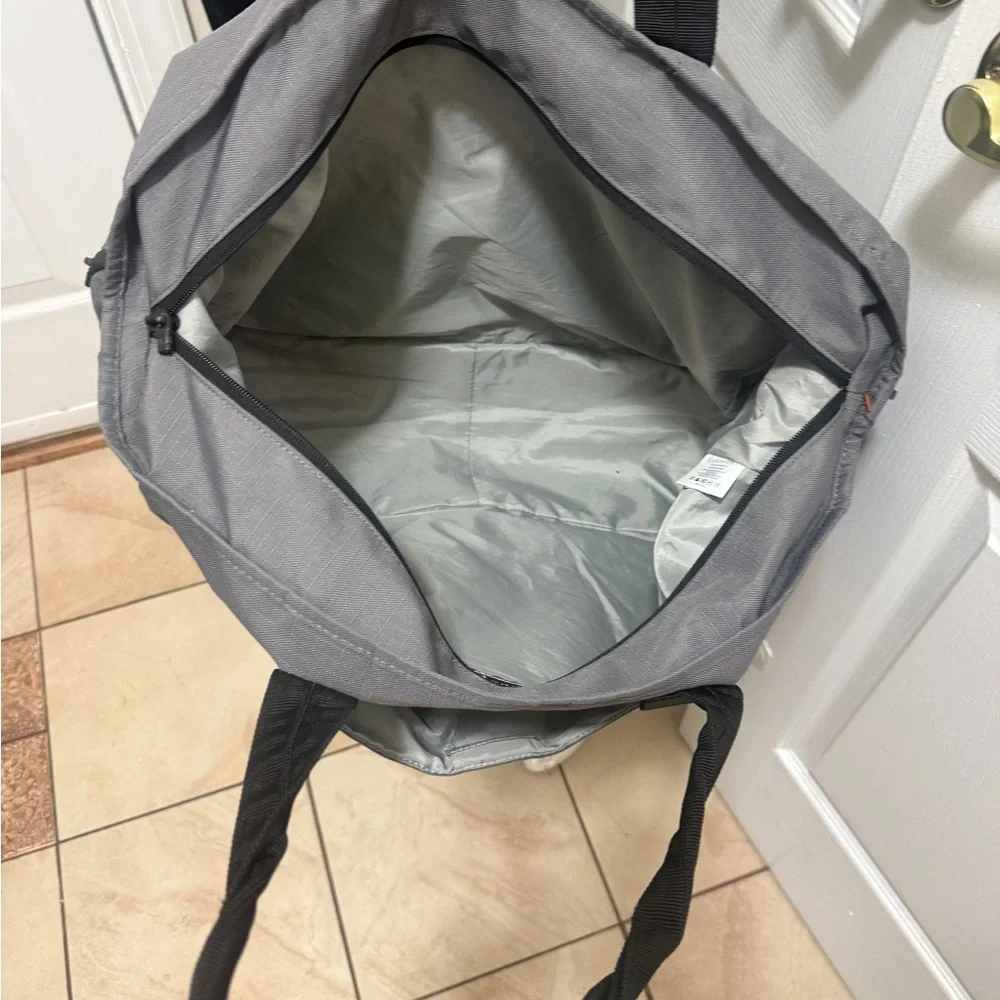 Nylon duffle bag, weekender/travel bag Lands' End Gray Duffel Bag for Men